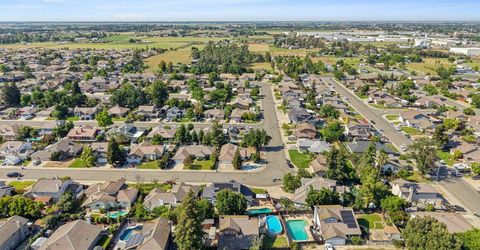 121 Quail Hollow Dr, Galt, CA 95632 Photo