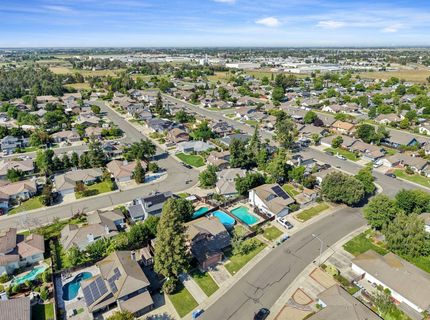 121 Quail Hollow Dr, Galt, CA 95632 Photo