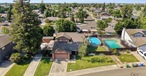 121 Quail Hollow Dr, Galt, CA 95632 Photo