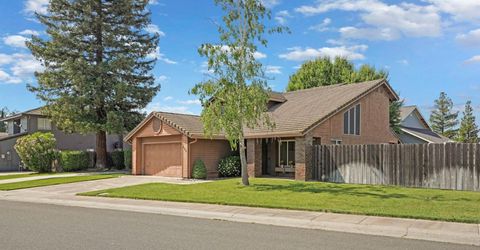121 Quail Hollow Dr, Galt, CA 95632 Photo