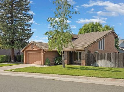 121 Quail Hollow Dr, Galt, CA 95632 Photo