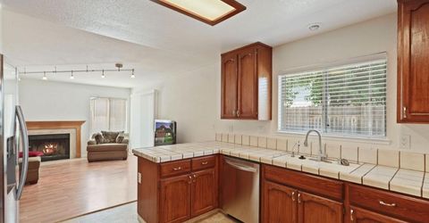 121 Quail Hollow Dr, Galt, CA 95632 Photo