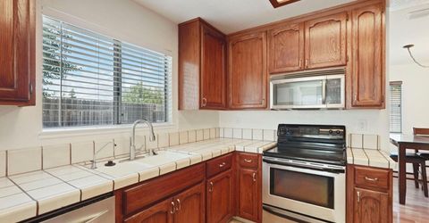 121 Quail Hollow Dr, Galt, CA 95632 Photo