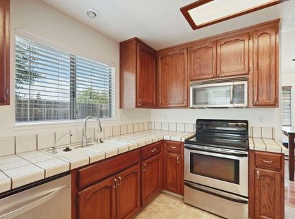 121 Quail Hollow Dr, Galt, CA 95632 Photo