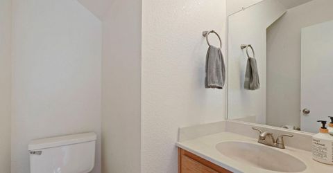 121 Quail Hollow Dr, Galt, CA 95632 Photo