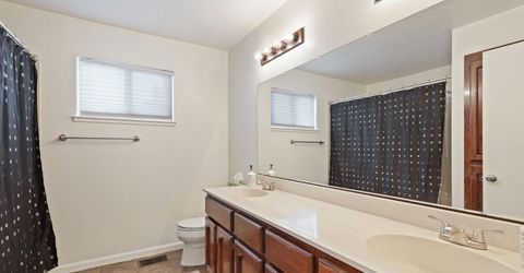 121 Quail Hollow Dr, Galt, CA 95632 Photo