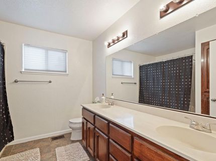 121 Quail Hollow Dr, Galt, CA 95632 Photo