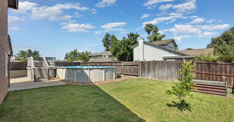 121 Quail Hollow Dr, Galt, CA 95632 Photo
