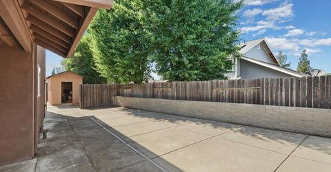 121 Quail Hollow Dr, Galt, CA 95632 Photo