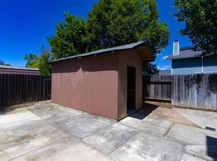 121 Quail Hollow Dr, Galt, CA 95632 Photo