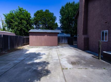 121 Quail Hollow Dr, Galt, CA 95632 Photo