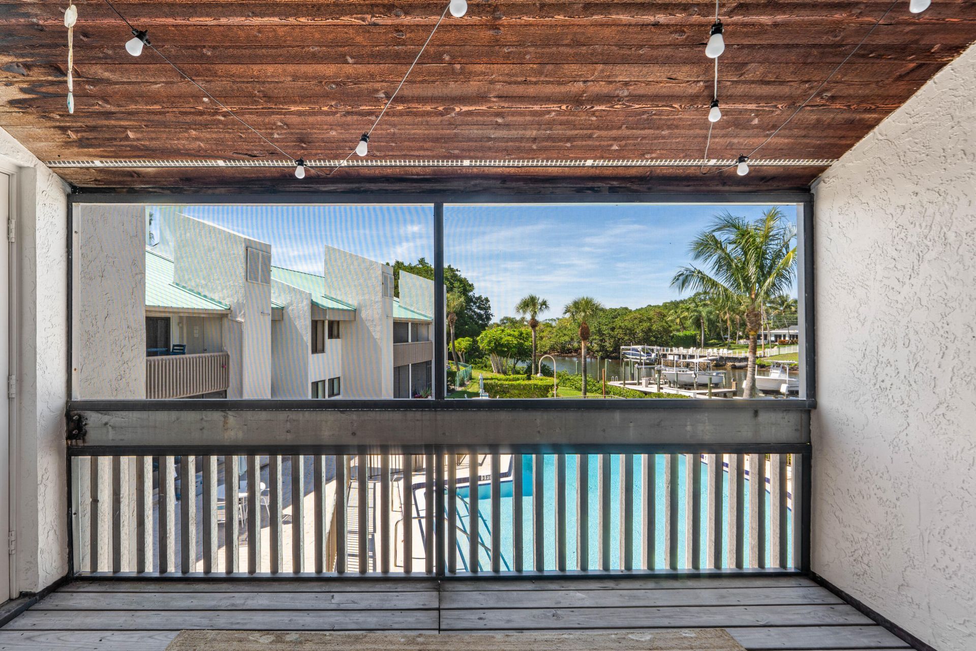 412 Southwind Drive, Unit B2, North Palm Beach, FL 33408 Photo