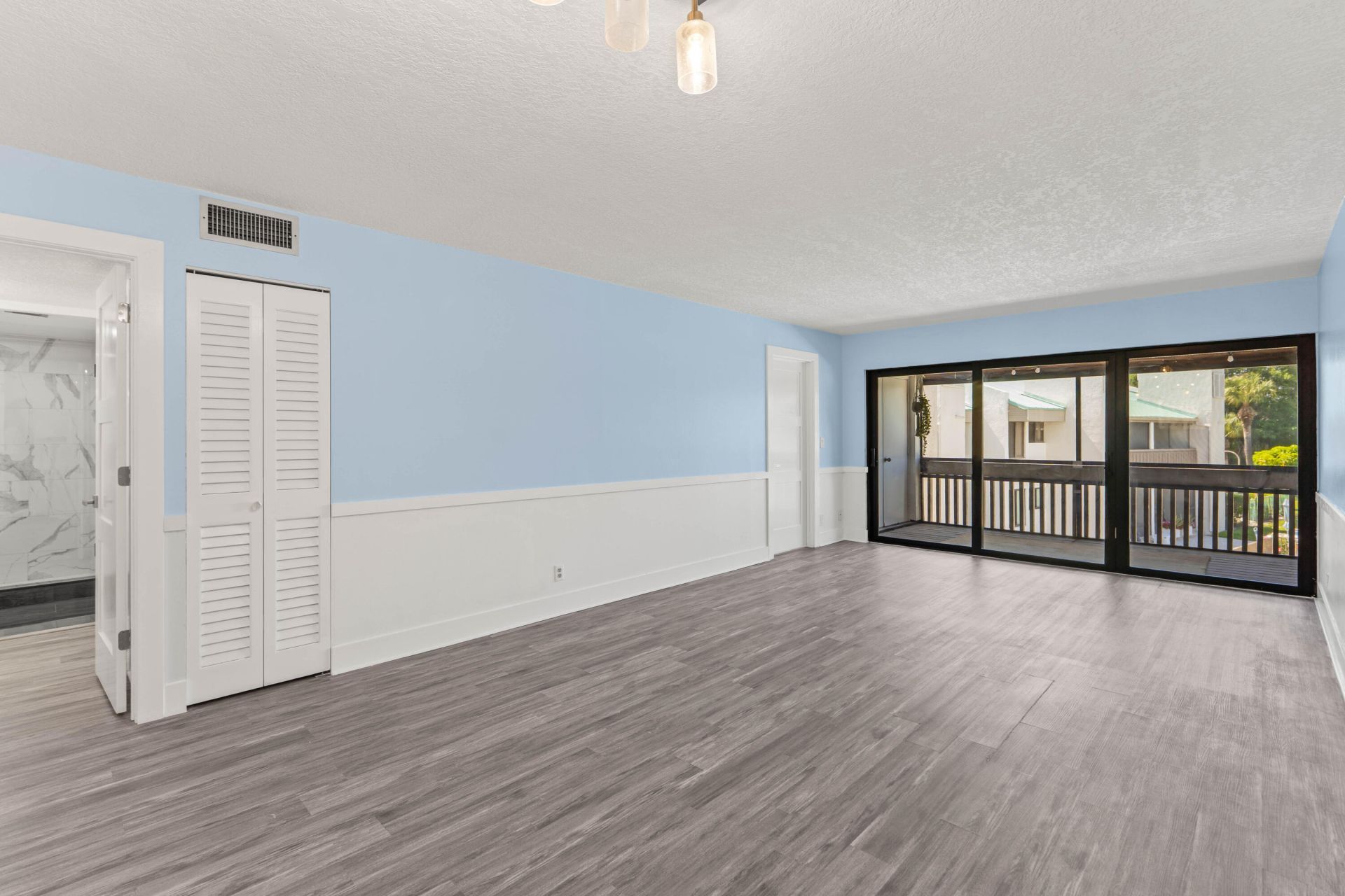 412 Southwind Drive, Unit B2, North Palm Beach, FL 33408 Photo