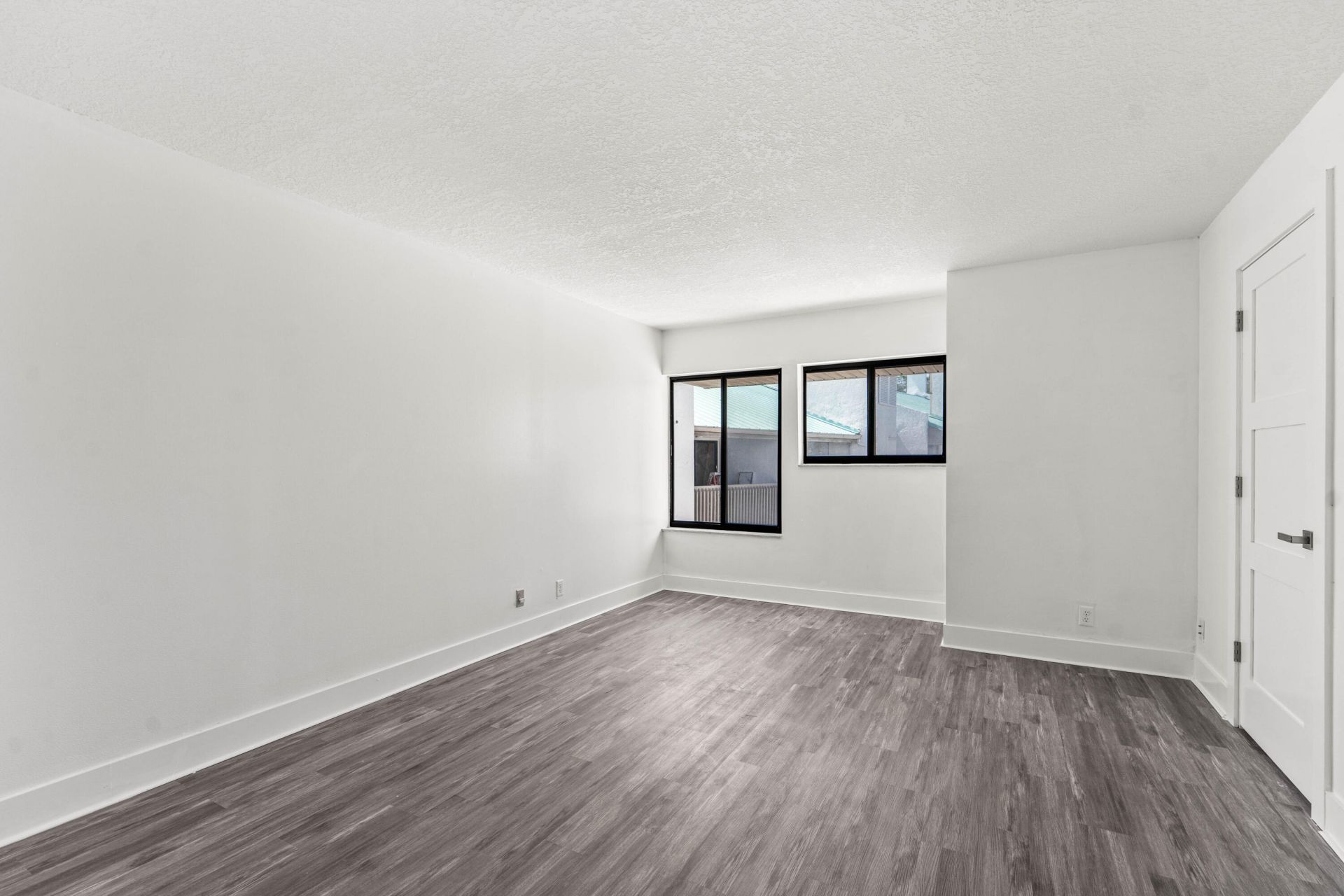 412 Southwind Drive, Unit B2, North Palm Beach, FL 33408 Photo