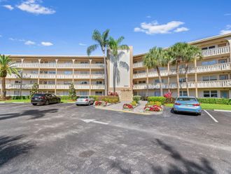 2303 Lucaya Lane Coconut Creek, FL 33066