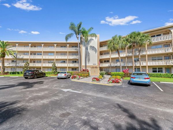 2303 Lucaya Lane, Unit F3, Coconut Creek, FL 33066