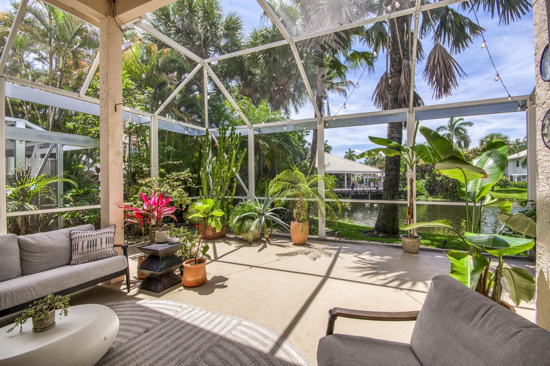 264 Canterbury Drive W, Palm Beach Gardens, FL 33418 Photo