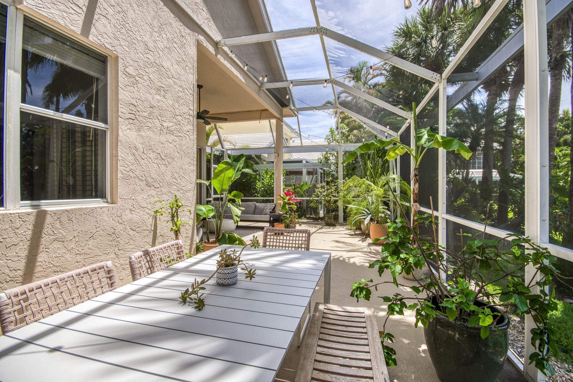 264 Canterbury Drive W, Palm Beach Gardens, FL 33418 Photo