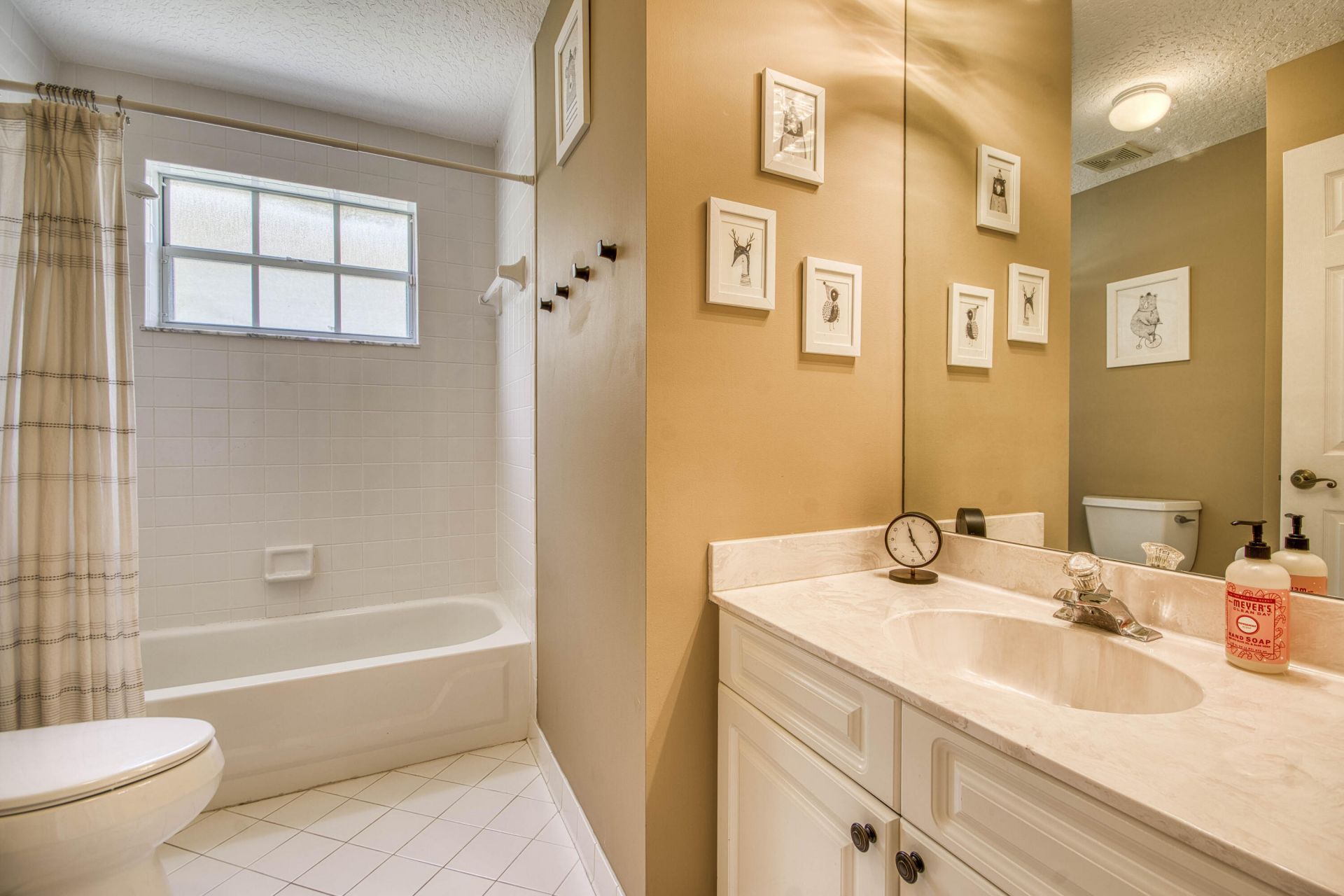 264 Canterbury Drive W, Palm Beach Gardens, FL 33418 Photo