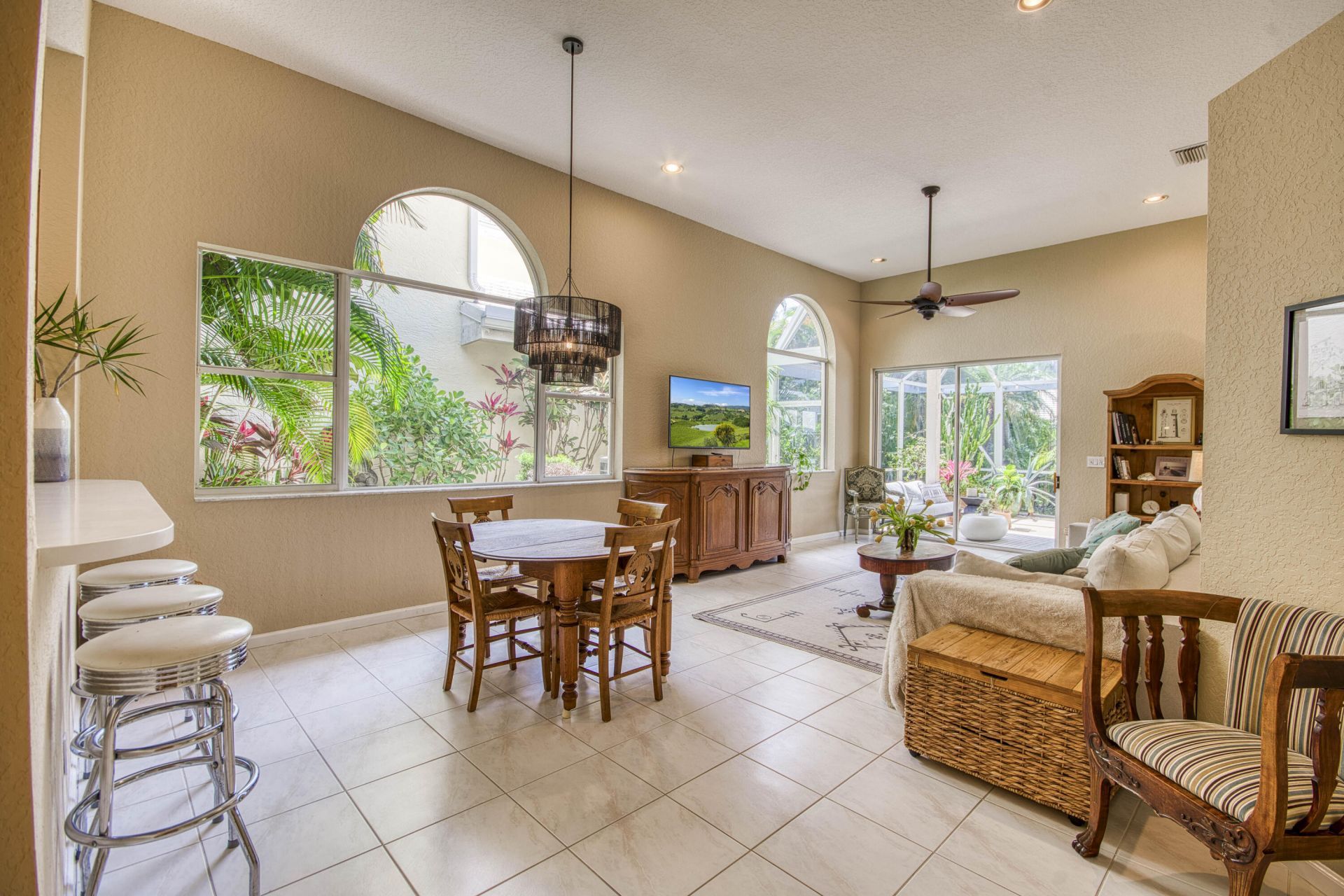 264 Canterbury Drive W, Palm Beach Gardens, FL 33418 Photo