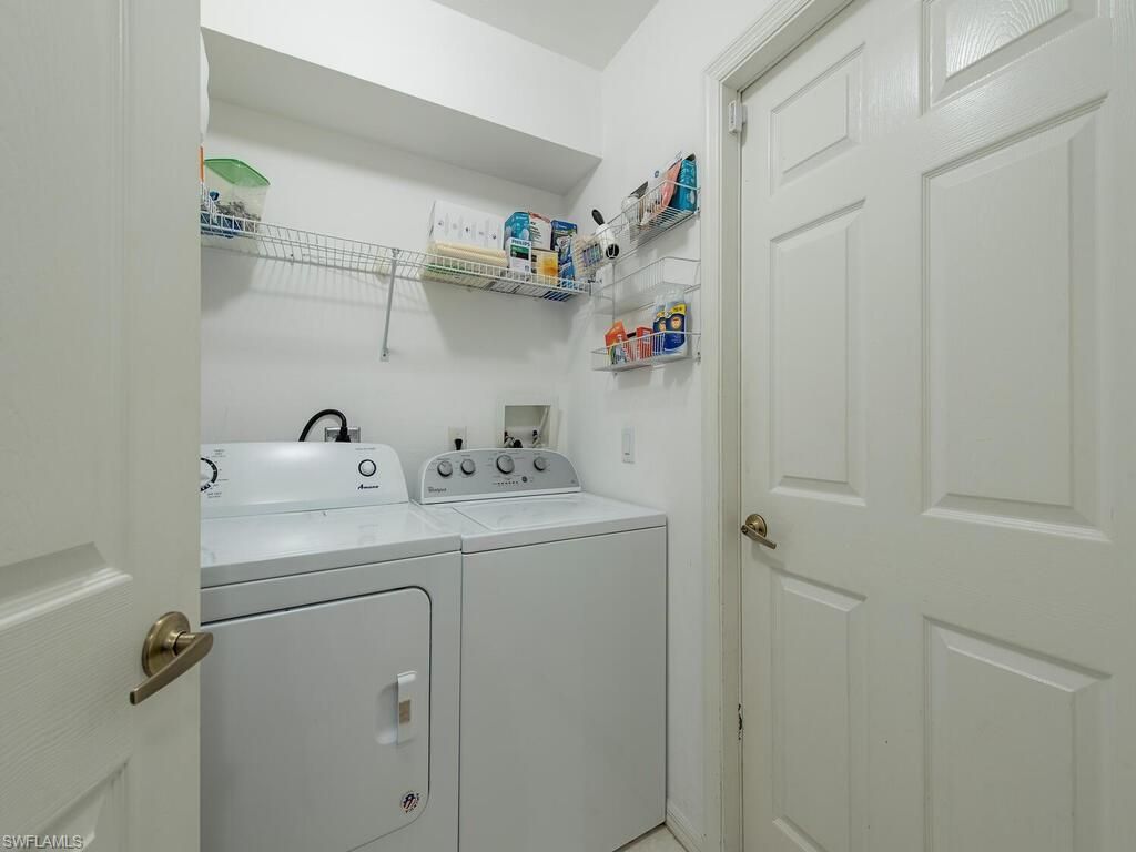 1082 Capri Dr, Naples, FL 34103 Photo