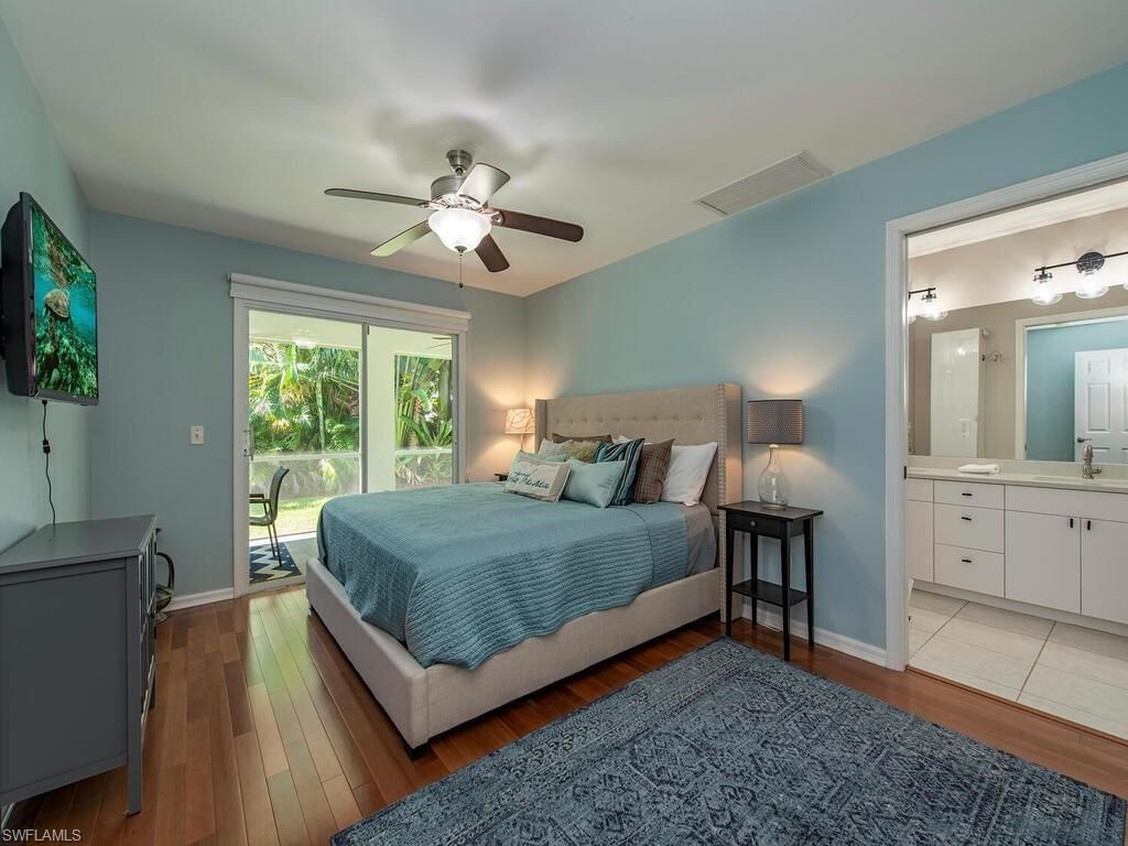 1082 Capri Dr, Naples, FL 34103 Photo