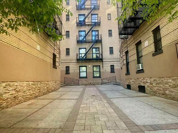 61-09 39th Avenue , Woodside, NY 11377