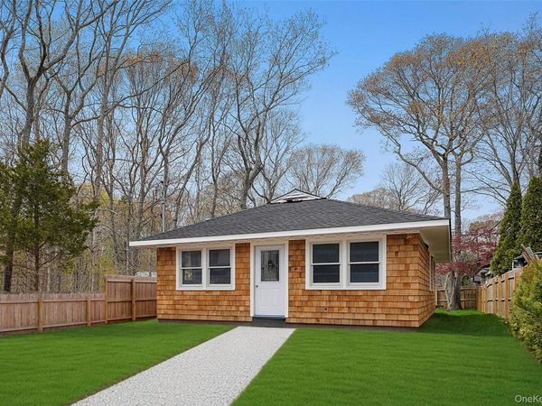 50 Squires Avenue , East Quogue, NY 11942
