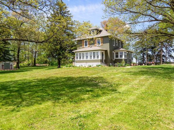 1780 170th Street, Lost Nation, IA 52254