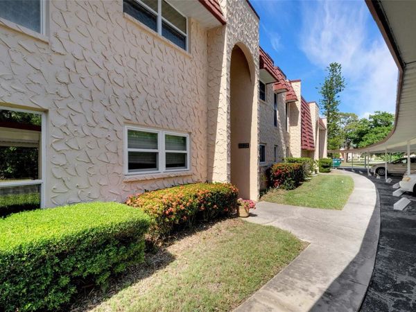 218 DOGWOOD CIRCLE , Unit 218, SEMINOLE, FL 33777