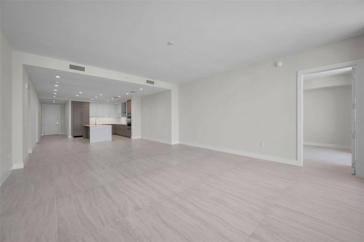 275 1st Avenue S, Unit 3503, Saint Petersburg, FL 33701 Photo