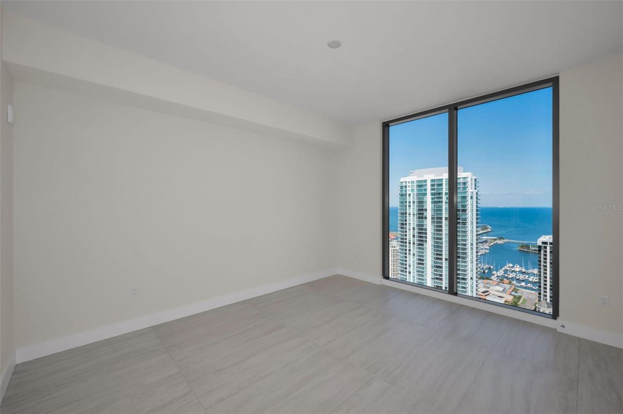 275 1st Avenue S, Unit 3503, Saint Petersburg, FL 33701 Photo