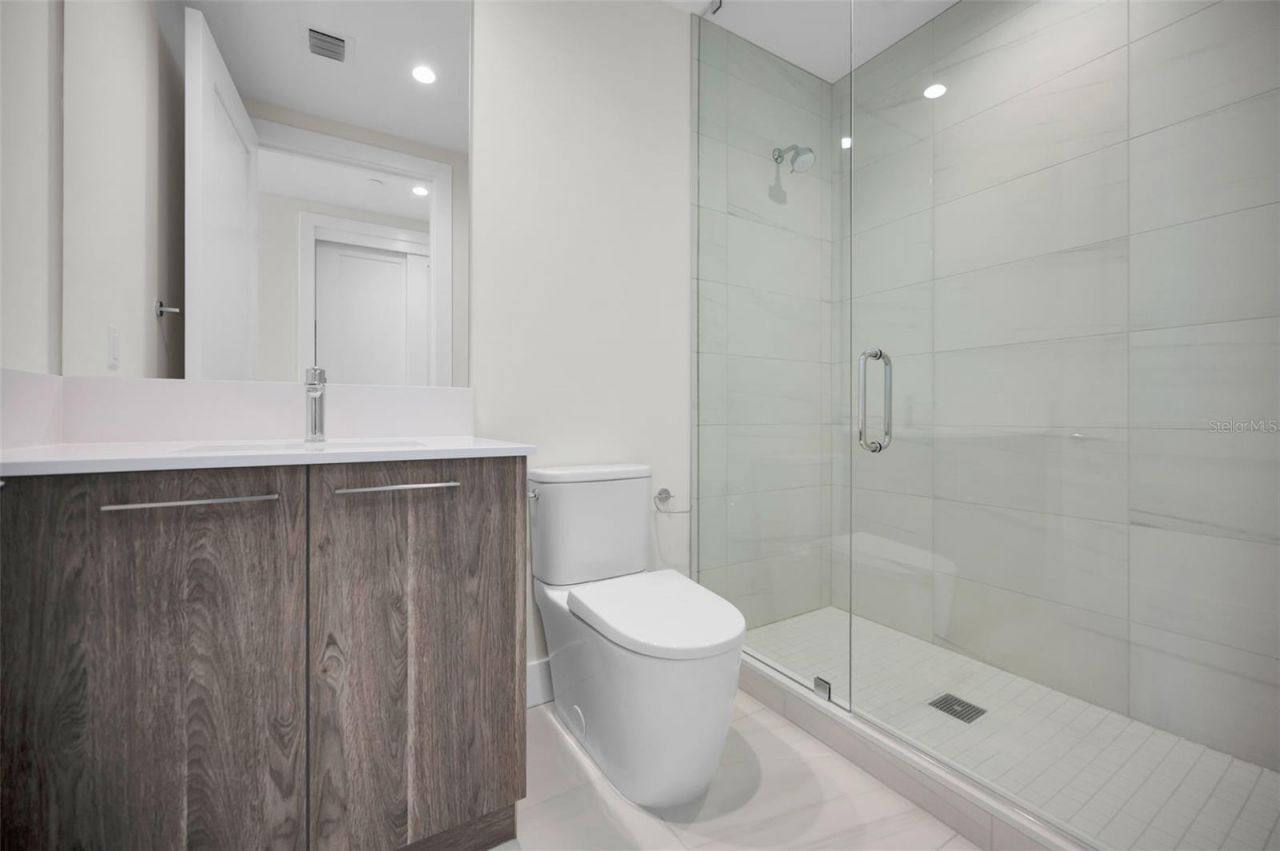 275 1st Avenue S, Unit 3503, Saint Petersburg, FL 33701 Photo