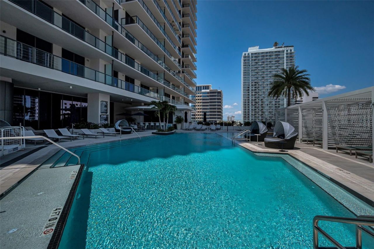 275 1st Avenue S, Unit 3503, Saint Petersburg, FL 33701 Photo
