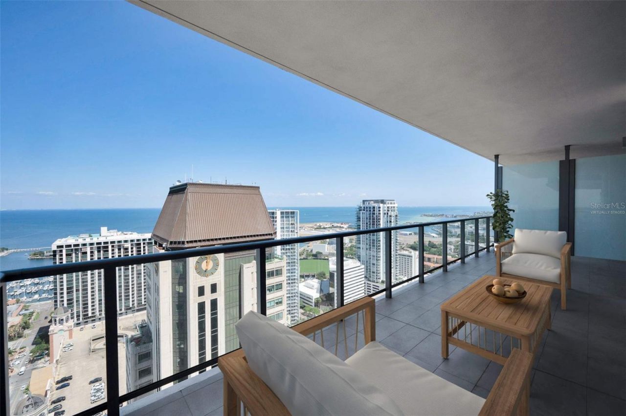 275 1st Avenue S, Unit 3503, Saint Petersburg, FL 33701 Photo