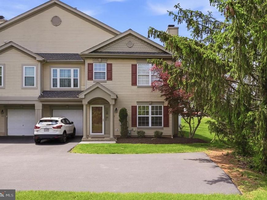 208 Monarch Court , Unit 294, Warwick, PA 18974 Main Photo