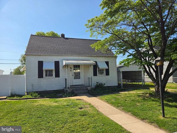 18 AVENAL ROAD, BALTIMORE, MD 21221