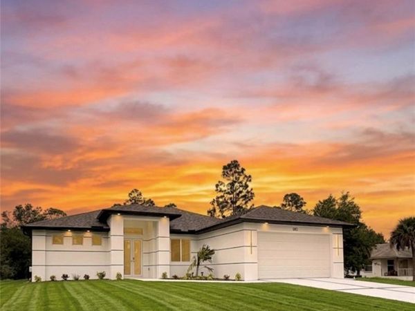 1013 Lincoln AVE , LEHIGH ACRES, FL 33972