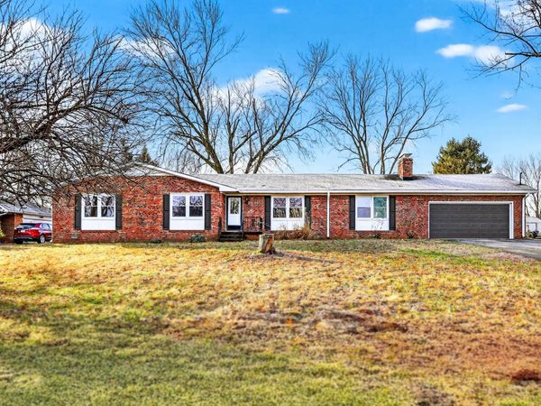 519 Meadowlawn Dr , Franklin, KY 42134