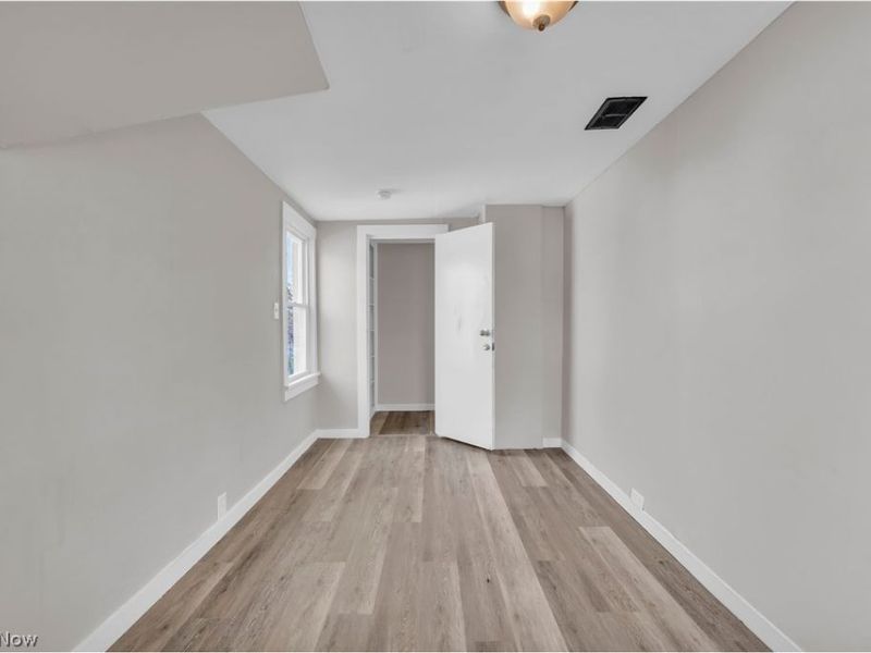 7945 Lorain Avenue, Unit 7947/Back, Cleveland, OH 44102 Photo 12
