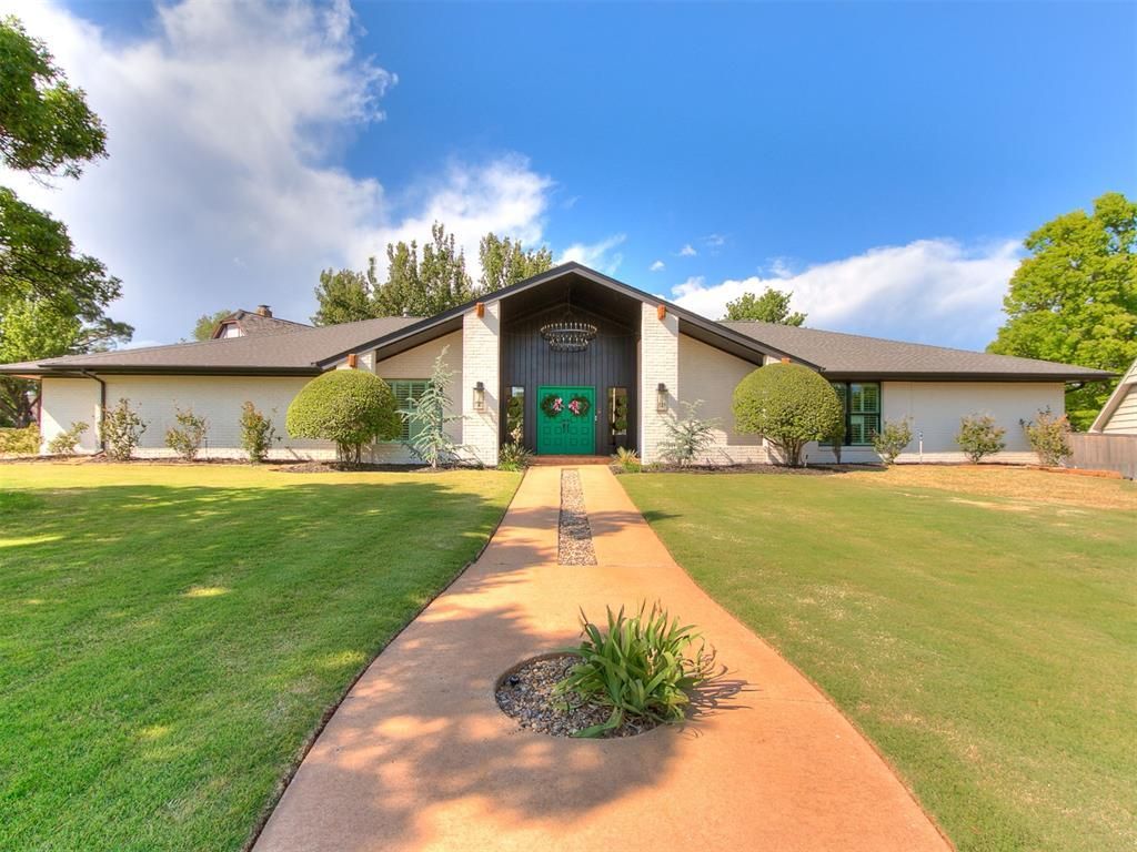 12108 S Quail Creek Road, Oklahoma City, OK 73120 Main Photo