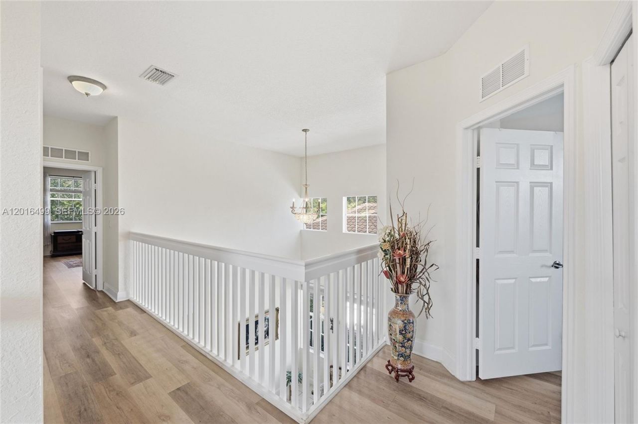 4980 SW 137th Ter, Miramar, FL 33027 Photo