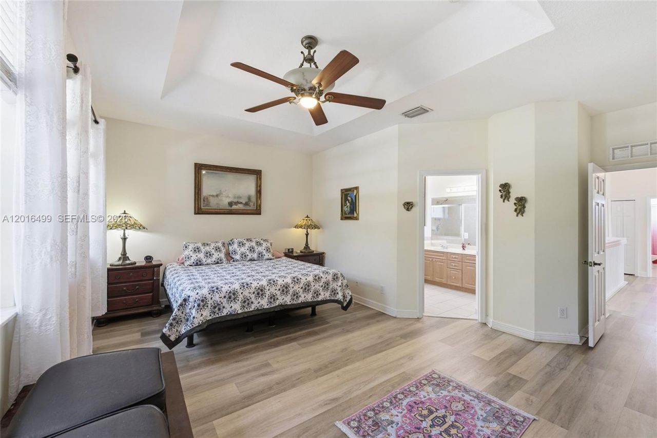 4980 SW 137th Ter, Miramar, FL 33027 Photo