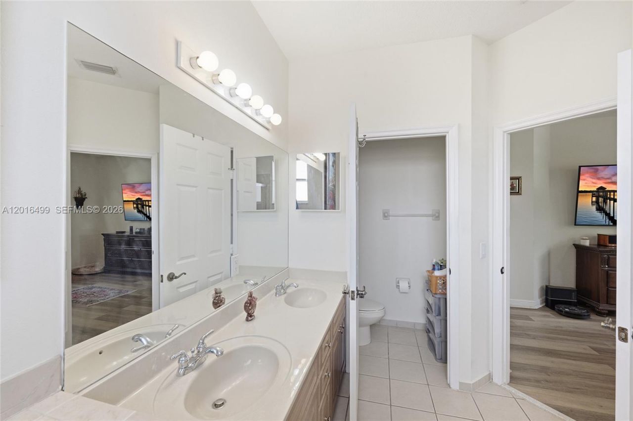 4980 SW 137th Ter, Miramar, FL 33027 Photo