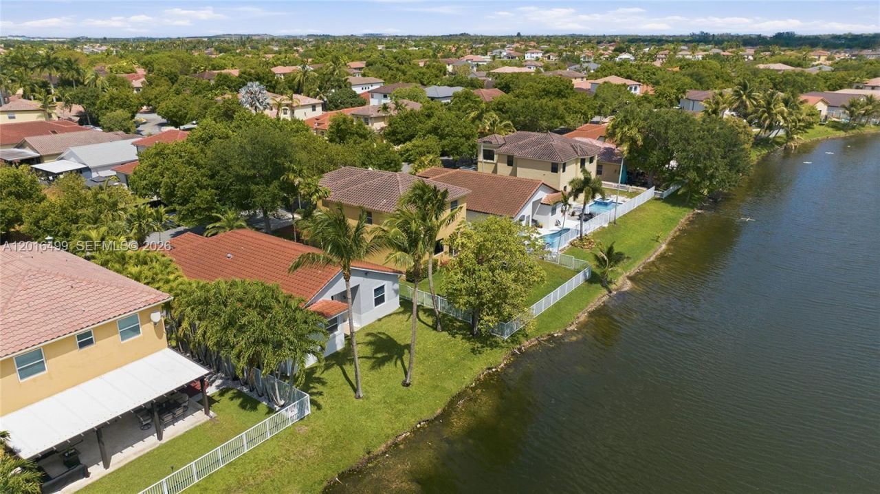 4980 SW 137th Ter, Miramar, FL 33027 Photo