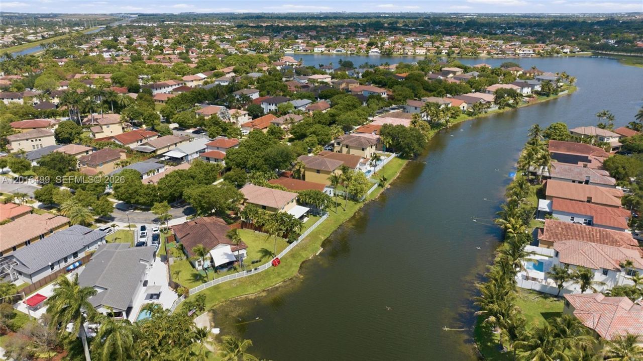 4980 SW 137th Ter, Miramar, FL 33027 Photo