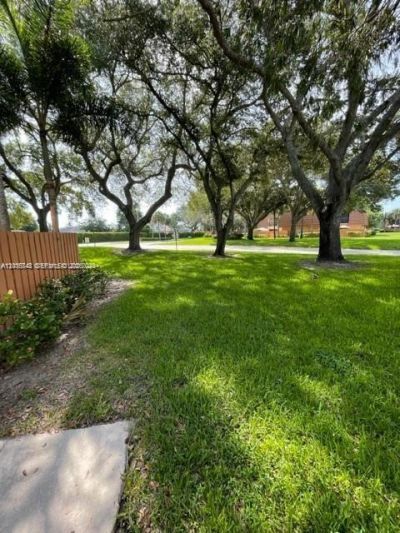 135 Heritage Way , West Palm Beach, FL 33407 Photo