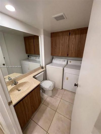 135 Heritage Way , West Palm Beach, FL 33407 Photo
