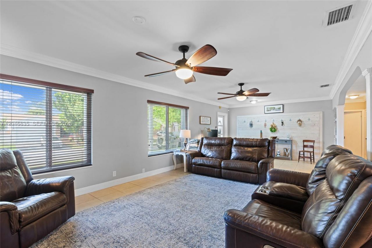 7964 SW 199th Ter, Cutler Bay, FL 33189 Photo