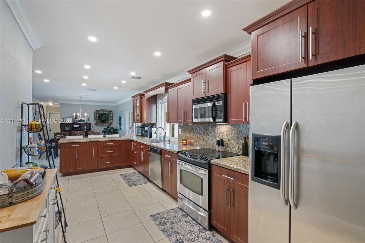 7964 SW 199th Ter, Cutler Bay, FL 33189 Photo